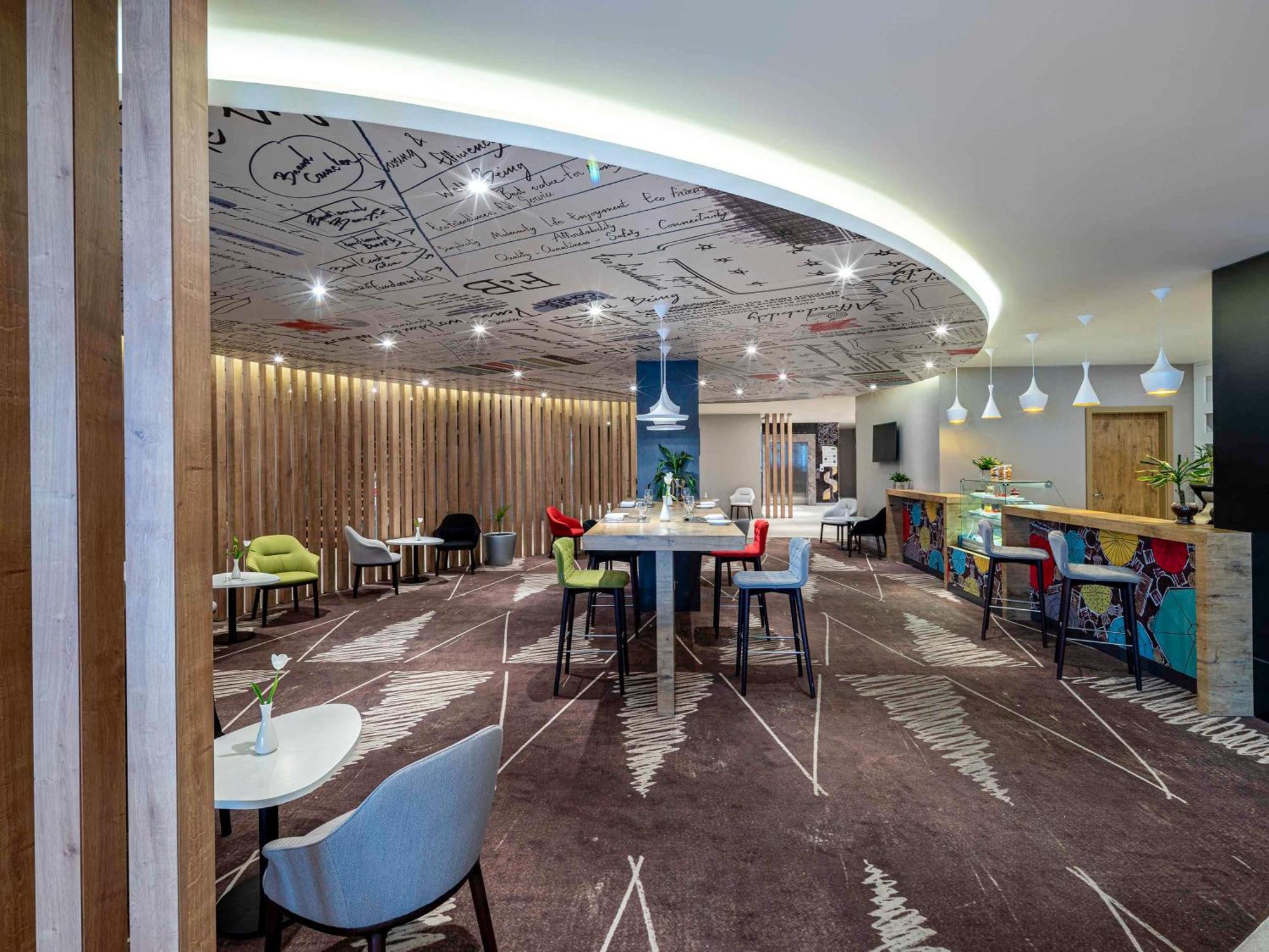Hotel Ibis Jeddah Malik Road Exteriér fotografie